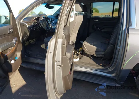 2019 Chevrolet Suburban Ls z USA, uszkodzony, nr VIN 1GNSCGKC7KR399298